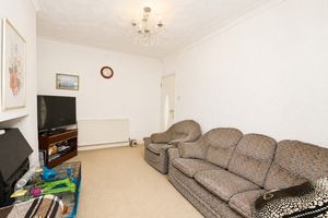 Sitting Room- click for photo gallery